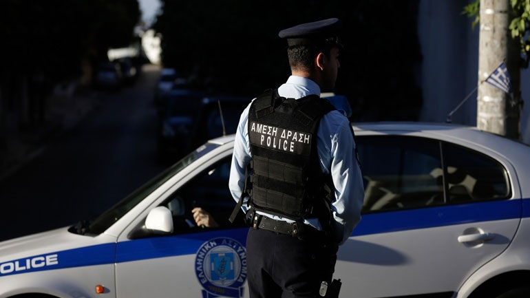 Χανιά: Σύλληψη τριών ατόμων για παραβάσεις της νομοθεσίας περί ναρκωτικών και όπλων Χανιά: Σύλληψη τριών ατόμων για παραβάσεις της νομοθεσίας περί ναρκωτικών και όπλων