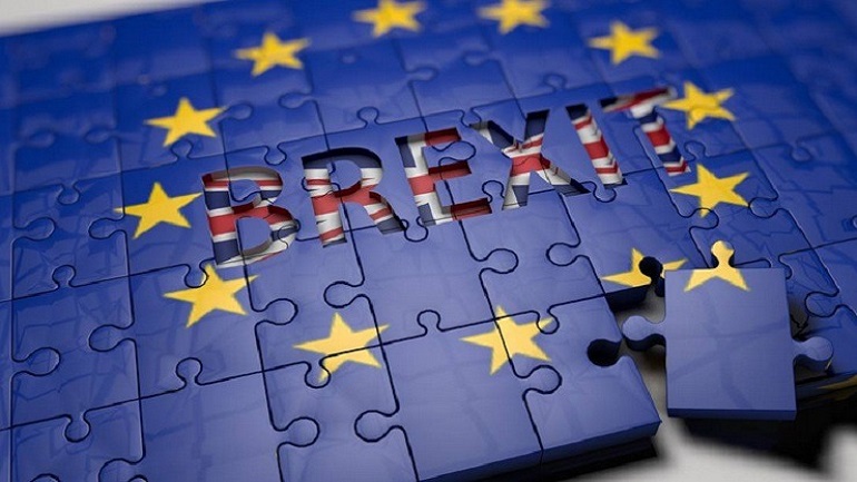 Μ.Βρετανία: Τέλος στις εμπορικές συμφωνίες με την ΕΕ Μ.Βρετανία: Τέλος στις εμπορικές συμφωνίες με την ΕΕ