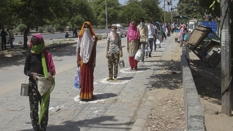 Ακόμα 895 άνθρωποι νεκροί στην Ινδία λόγω του κορωνοϊού