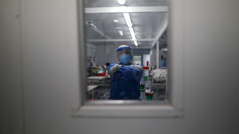 Τσεχία: Ρεκόρ κρουσμάτων στη χώρα με τουλάχιστον 11.000 νέα κρούσματα