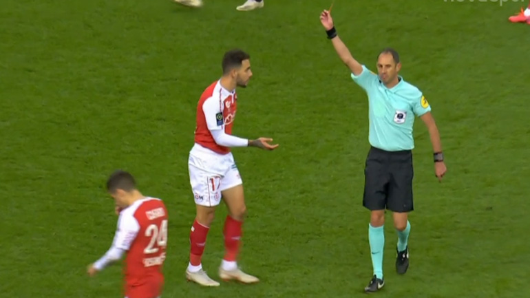 Γαλλία: Αποβλήθηκε ο Τάσος Δώνης στην ήττα της Ρεμς από τη Λοριάν