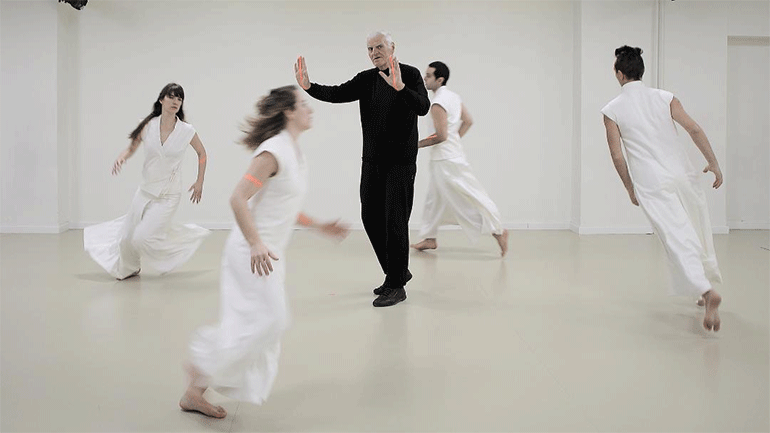 «SISS – PHUSS: while you carry time our bodies hold history» στο Θέατρο Ροές