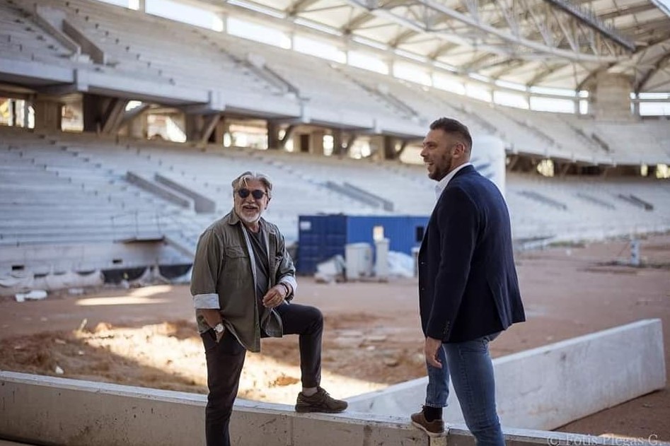 Ο δήμαρχος Ν. Φιλαδέλφειας-Ν. Χαλκηδόνας, Γιάννης Βούρος, και ο αντιδήμαρχος Θάνος Λέκκας, αρμόδιος για θέματα τοπικής ανάπτυξης