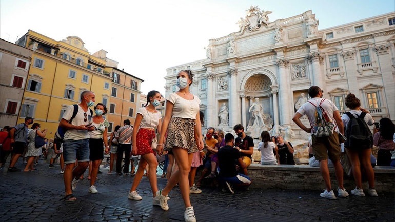 Ιταλία: Καταμετρήθηκαν 9.338 κρούσματα Covid-19 το τελευταίο 24ωρο – Ακόμα 73 θάνατοι