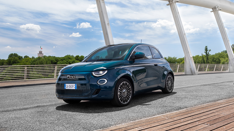 Πότε θα έρθει στην Ελλάδα το ηλεκτρικό Fiat 500;