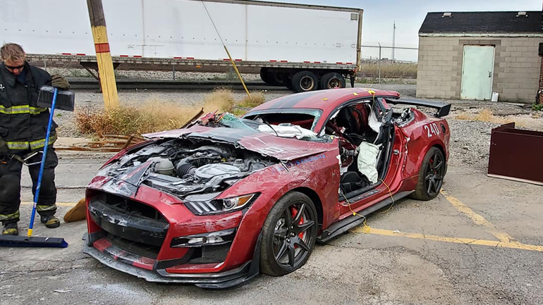 Διέλυσαν μια Mustang Shelby GT500 στο πλαίσιο της εκπαίδευσης!
