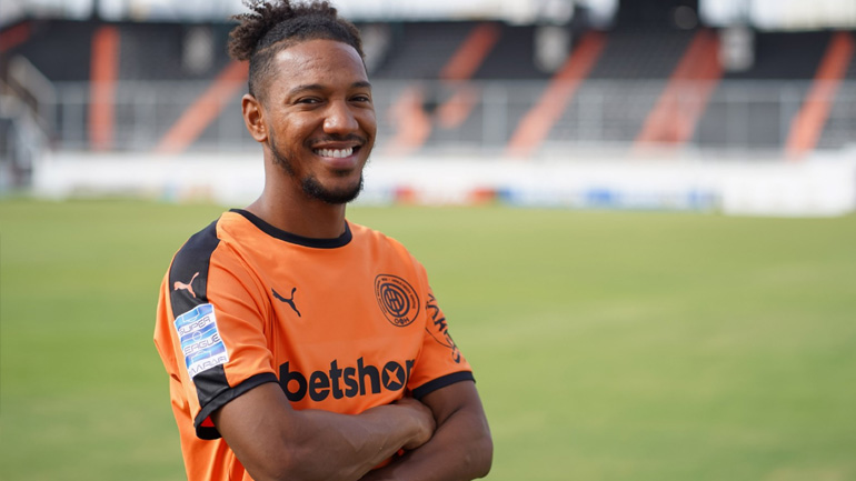 Ο ΟΦΗ ανακοίνωσε την απόκτηση του ντε Γκουζμάν