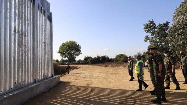 Handelsblatt: Η Ελλάδα θωρακίζεται σε Αιγαίο και Έβρο