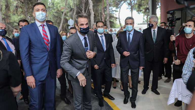 «Οι επόμενοι μήνες θα είναι κρίσιμοι» τόνισε ο Μητσοτάκης στα εγκαίνια των 50 μονάδων ΜΕΘ στο «Σωτηρία»