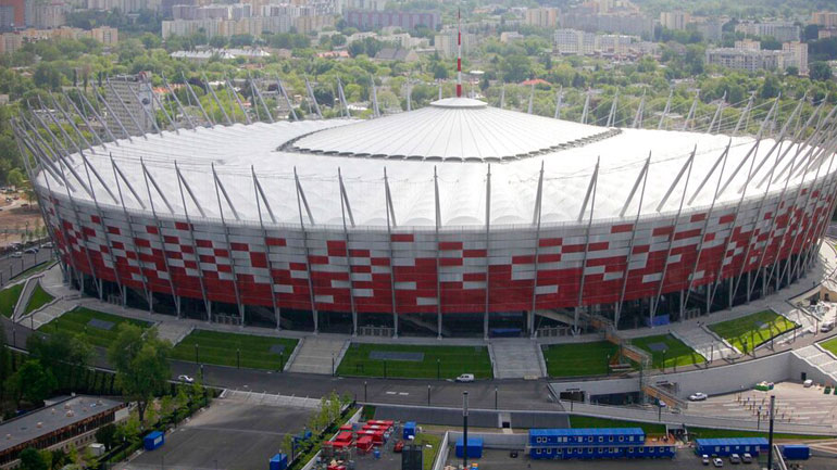 Νοσοκομεία εκστρατείας για τους ασθενείς με Covid-19 θα στηθούν στο εθνικό στάδιο της Βαρσοβίας