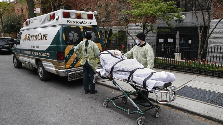 Covid-19: Ξεπέρασαν τους 220.000 οι νεκροί στις ΗΠΑ