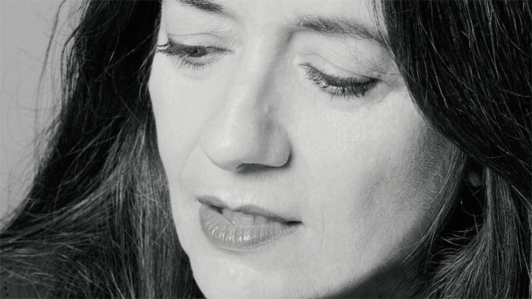 Συναυλία της Ελένης Καραΐνδρου στο Κέντρο Πολιτισμού Ίδρυμα Σταύρος Νιάρχος