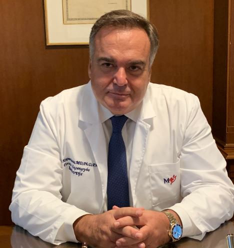  Αναστάσιος Καρανδρέας, MD, Ph.D, FACS, Διευθυντής Χειρουργός στο Metropolitan Hospital. 