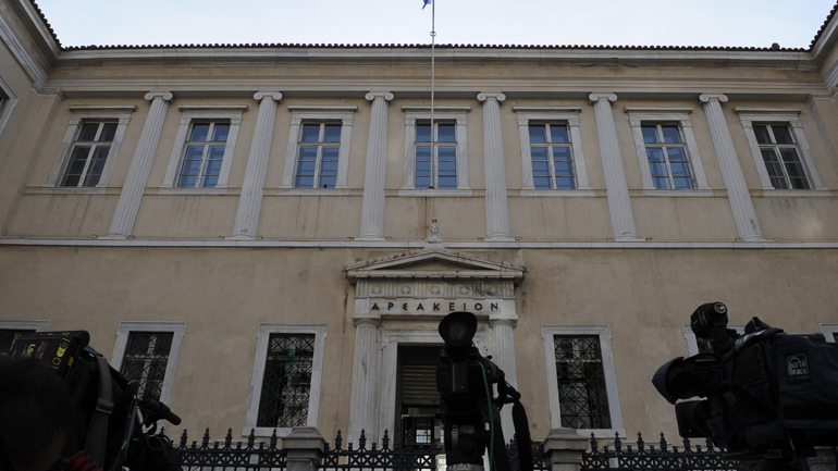 Στην Ολομέλεια του ΣτΕ οι προσφυγές συνταξιούχων για τα αναδρομικά