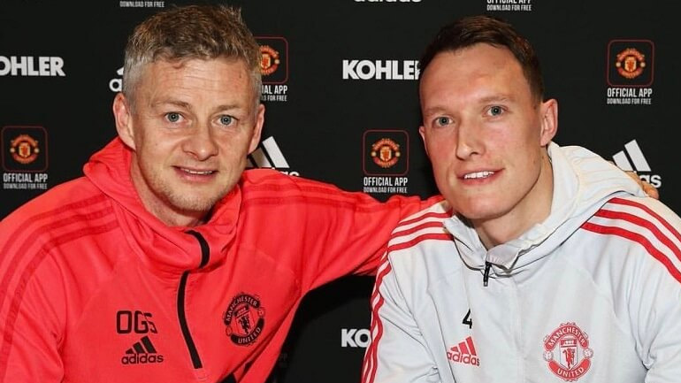 Αποχωρεί τον Ιανουάριο από τη Μάντσεστερ Γιουνάιτεντ ο Τζόουνς