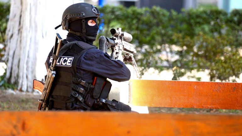 Γεωργία: Ένοπλοι κρατούν 20 ομήρους σε τράπεζα