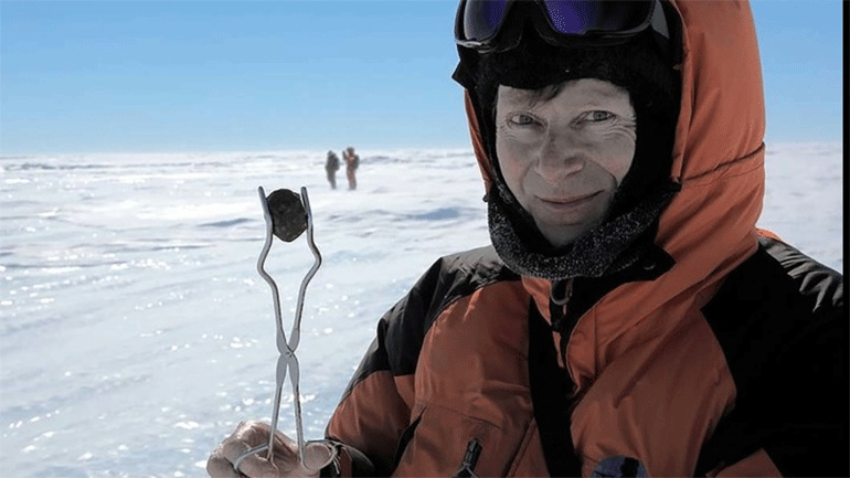 Ο Βέρνερ Χέρτζογκ ερευνά τους μετεωρίτες στο νέο του ντοκιμαντέρ