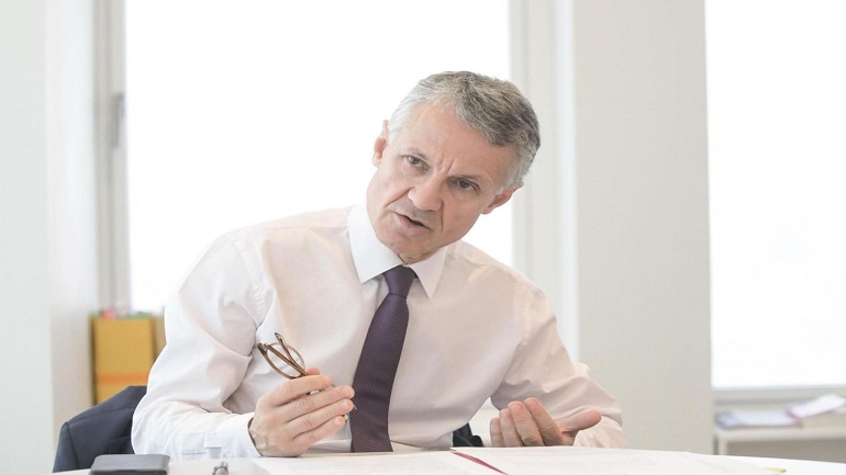 «Ο 18χρονος πλήρωσε μαθητές για να αναγνωρίσουν το Γάλλο καθηγητή πριν την επίθεση»