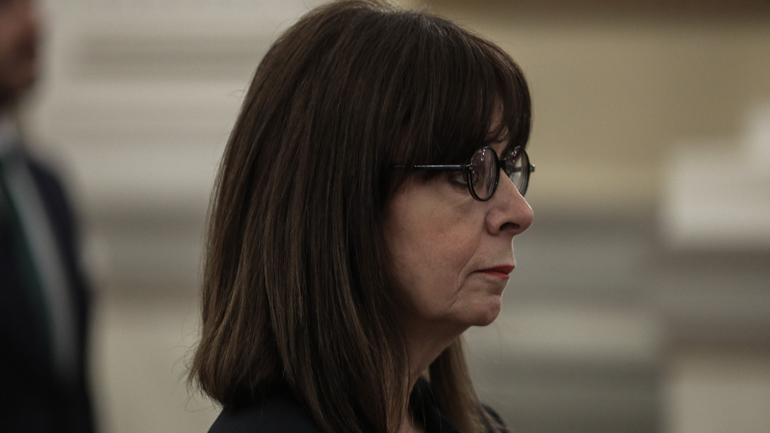 Εμβολιασμός της Κατερίνας Σακελλαροπούλου κατά του ιού της γρίπης