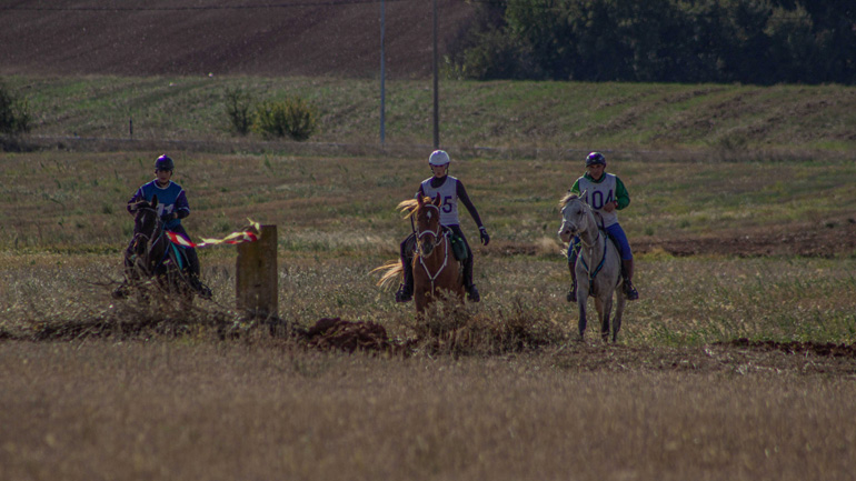 Ιππασία: Πρωταγωνίστριες οι αμαζόνες του ΙΟΚΙΛ