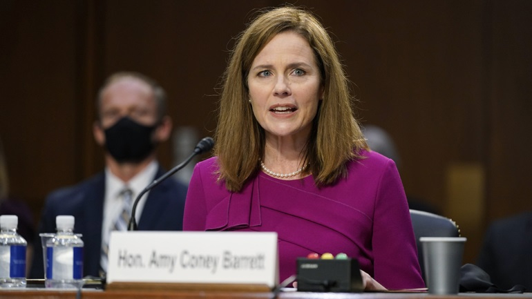 ΗΠΑ: Οι Δημοκρατικοί θα μποϊκοτάρουν την ψηφοφορία για τον διορισμό της Έιμι Κόνεϊ Μπάρετ στο Ανώτατο Δικαστήριο