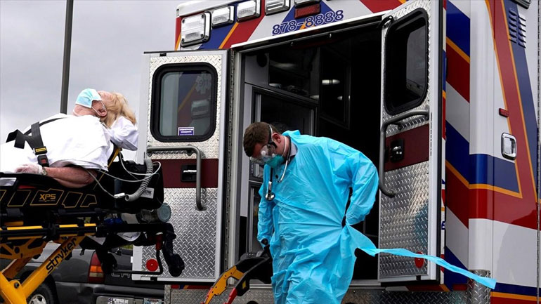 ΗΠΑ: Ρεκόρ εισαγωγών σε νοσοκομεία και ρεκόρ θανάτων λόγω κορωνοϊού σε έξι πολιτείες