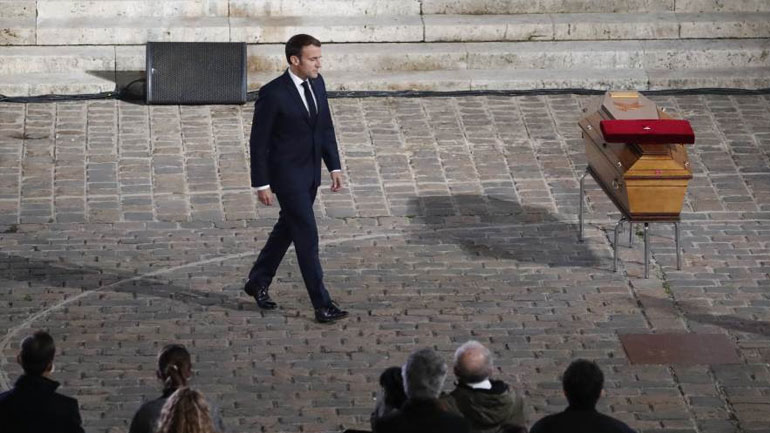 H γαλλική Δημοκρατία αποχαιρέτησε τον καθηγητή Σαμουέλ Πατί με τoυς ήχους των U2