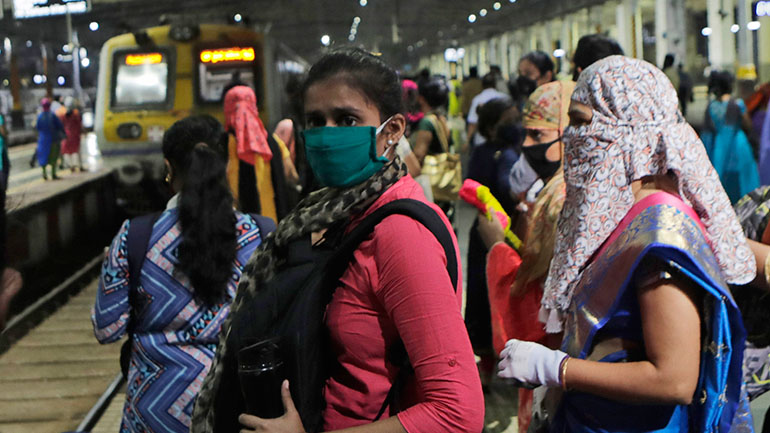 Ινδία: Τα κρούσματα μόλυνσης από τον κορωνοϊό ξεπέρασαν τα 7,7 εκατομμύρια