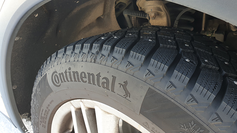 Όσο οι οδηγικές συνθήκες δυσκολεύουν τόσο θα πρέπει να δίνουμε μεγαλύτερη προσοχή στα ελαστικά άρα και στην ασφάλειά μας...