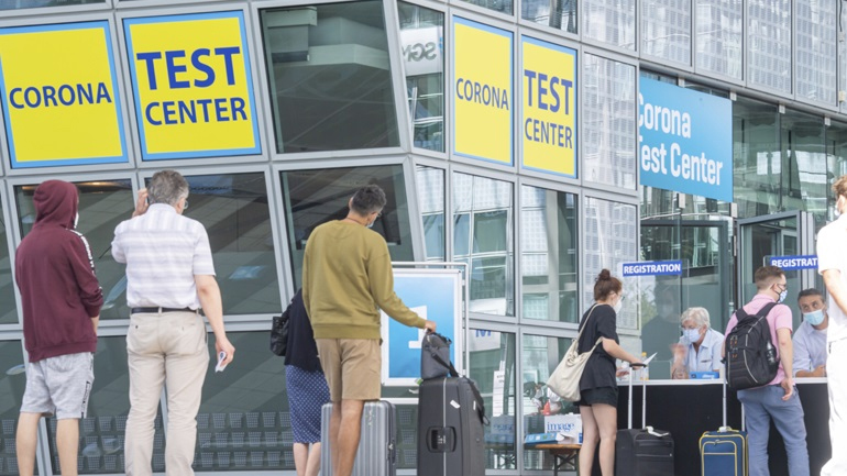 Bild: Αρχίζουν οι εμβολιασμοί στη Γερμανία πριν από το τέλος του έτους