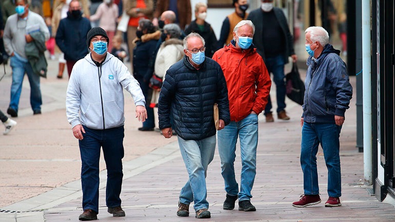 Γαλλία: Τα κρούσματα ξεπέρασαν το 1 εκατομμύριο με 42.032 νέα σε 24 ώρες – Ακόμα 298 θάνατοι