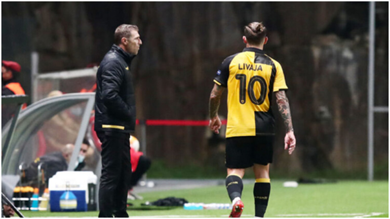 Ο Λιβάγια κρεμάει την Α.Ε.Κ. και ο Καρέρα κρεμάει τα παπούτσια τού Λιβάγια