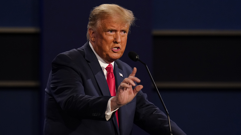 Τραμπ: Αναλαμβάνω την πλήρη ευθύνη για την αντιμετώπιση της πανδημίας