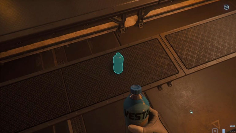 Κρύβοντας ένα μπουκάλι νερό στο «Star Citizen»