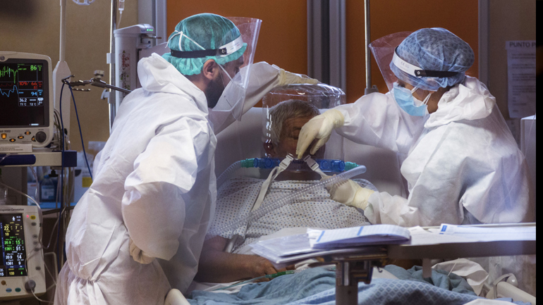 Μειωμένος σε σχέση με το ρεκόρ, ο νέος αριθμός κρουσμάτων κορωνοϊού στη Τσεχία