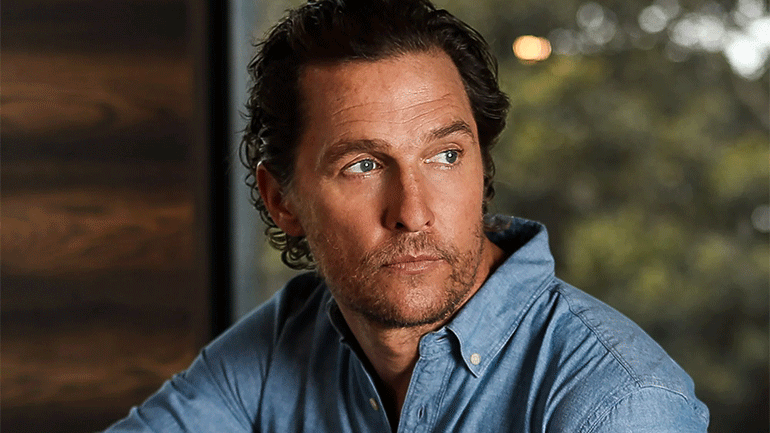 Ο Μάθιου Μακόναχι  αποκαλύπτει πώς κακοποιήθηκε σεξουαλικά στα 18 του