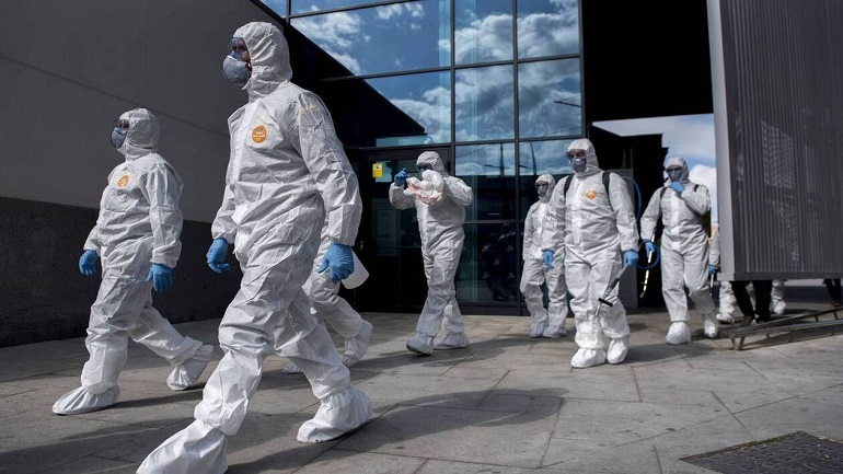 Η κυβέρνηση της Πολωνίας σχεδιάζει την επιβολή περιορισμών στην εστίαση για την αντιμετώπιση της πανδημίας