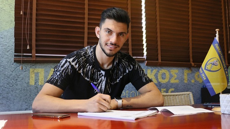 Στον Παναιτωλικό ο Ρεζά Αζάντι