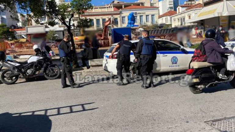 Λαμία: Ηλικιωμένος συνουσιαζόταν με ανήλικες μέρα μεσημέρι στην πλατεία Πάρκου