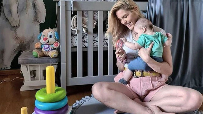 Μαντώ Γαστεράτου: «Δεν αγάπησα τον γιο μου από την πρώτη στιγμή»