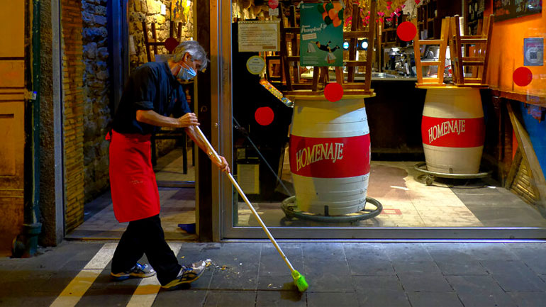 Σε κατάσταση έκτακτης ανάγκης λόγω Covid-19 η Ισπανία επιβάλλοντας απαγόρευση κυκλοφορίας