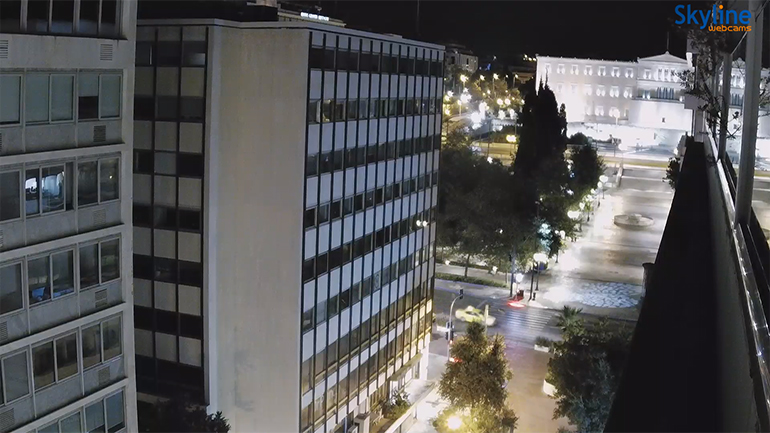 Δείτε σε βίντεο: Αθήνα και Θεσσαλονίκη πριν και μετά την απαγόρευση της κυκλοφορίας Δείτε σε βίντεο: Αθήνα και Θεσσαλονίκη πριν και μετά την απαγόρευση της κυκλοφορίας