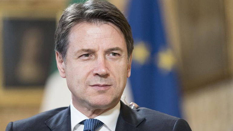 Ο Τζουζέπε Κόντε καταδικάζει τη φραστική επίθεση του Ερντογάν κατά του Μακρόν Ο Τζουζέπε Κόντε καταδικάζει τη φραστική επίθεση του Ερντογάν κατά του Μακρόν