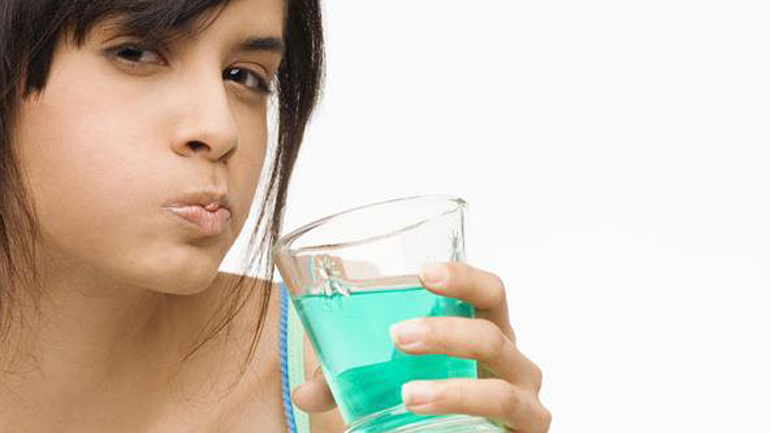 Αντισηπτικά στοματικά διαλύματα κατά του κορωνοϊού