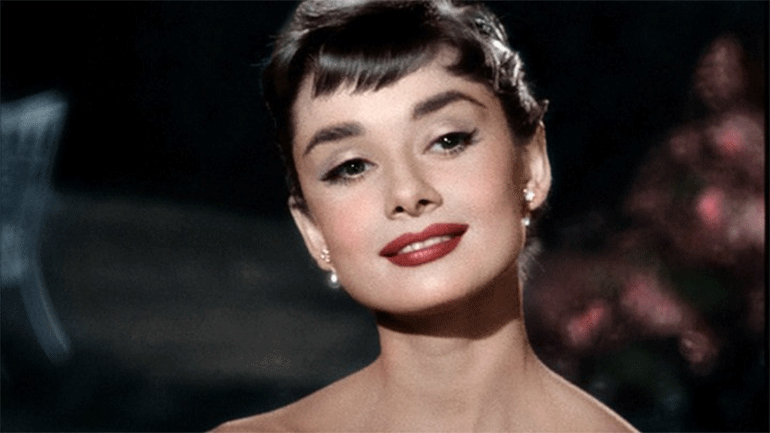 Nέο ντοκιμαντέρ για την Όντρεϊ Χέπμπορν πέρα από τη λαμπερή γκαρνταρόμπα και το Χόλιγουντ