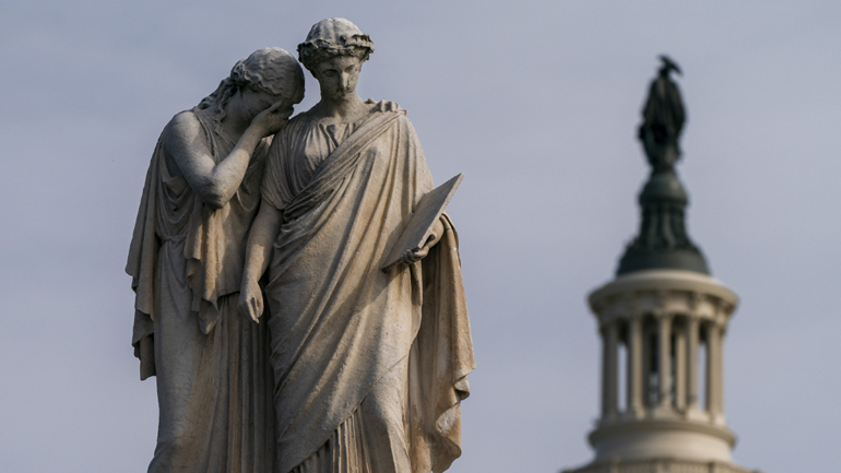 Τουλάχιστον 500.000 κρούσματα κορωνοϊού σε 7 ημέρες στις ΗΠΑ