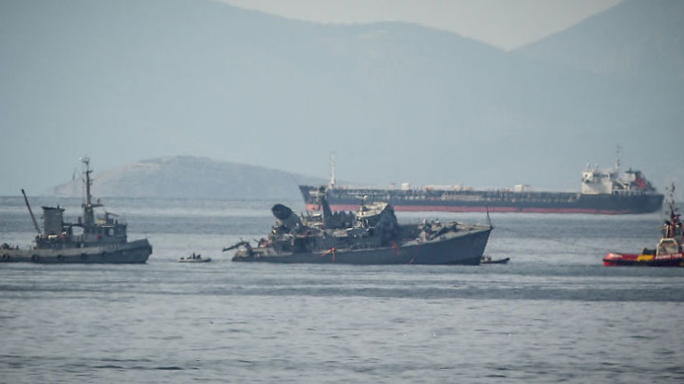 Πώς έγινε το ναυτικό ατύχημα  στον Πειραιά  –  Οι κρίσιμες λεπτομέρειες και η αμέλεια του ενός καπετάνιου