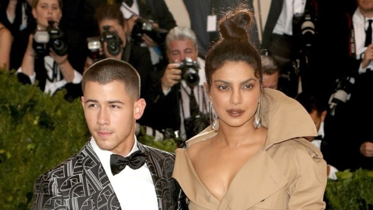 Πριγιάνκα Τσόπρα: Στην καραντίνα έμαθα ότι μου αρέσει ο άντρας μου ακόμα