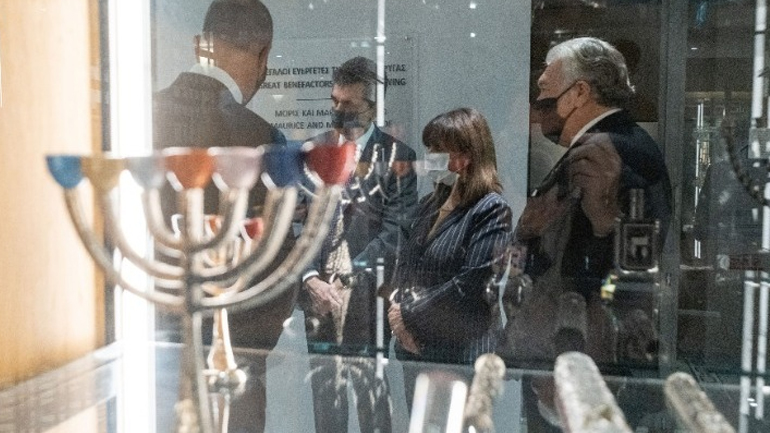 Σακελλαροπούλου: Η ιστορία των Εβραίων της Θεσσαλονίκης μας γεμίζει θαυμασμό και κεντρίζει τη συνείδησή μας