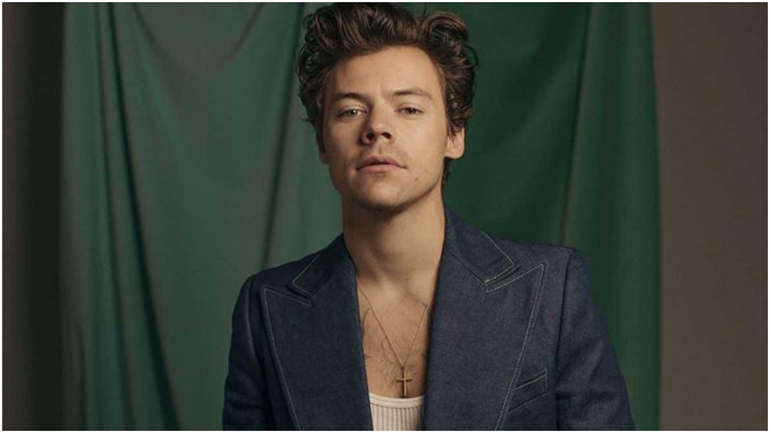 Golden: Κυκλοφόρησε το νέο videoclip του Harry Styles